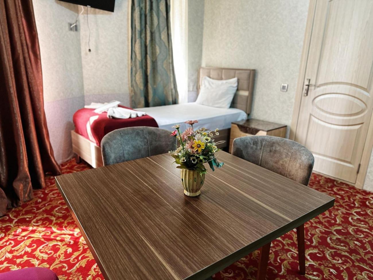 Avi Hotel باكو المظهر الخارجي الصورة