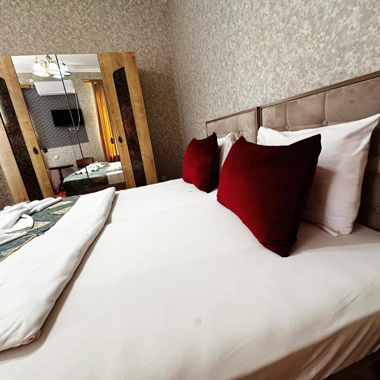 Avi Hotel باكو المظهر الخارجي الصورة