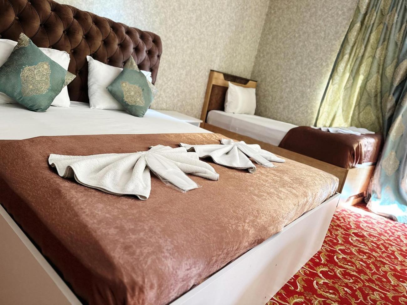 Avi Hotel باكو المظهر الخارجي الصورة