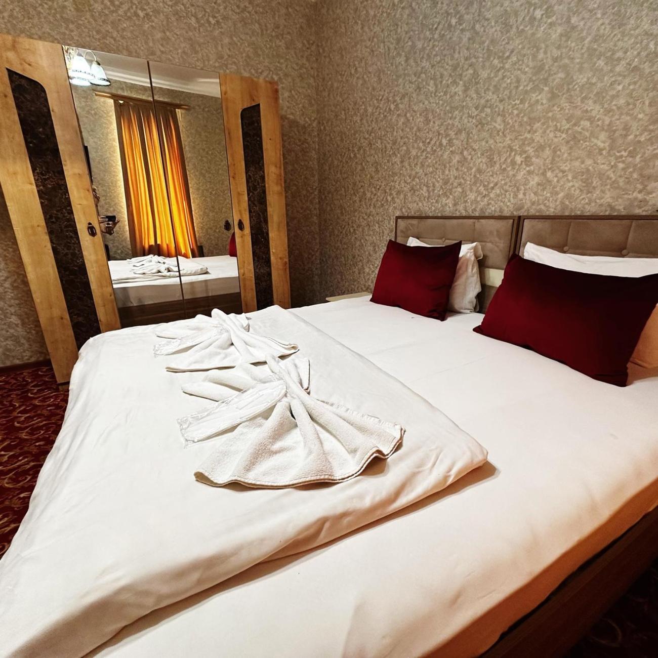 Avi Hotel باكو المظهر الخارجي الصورة